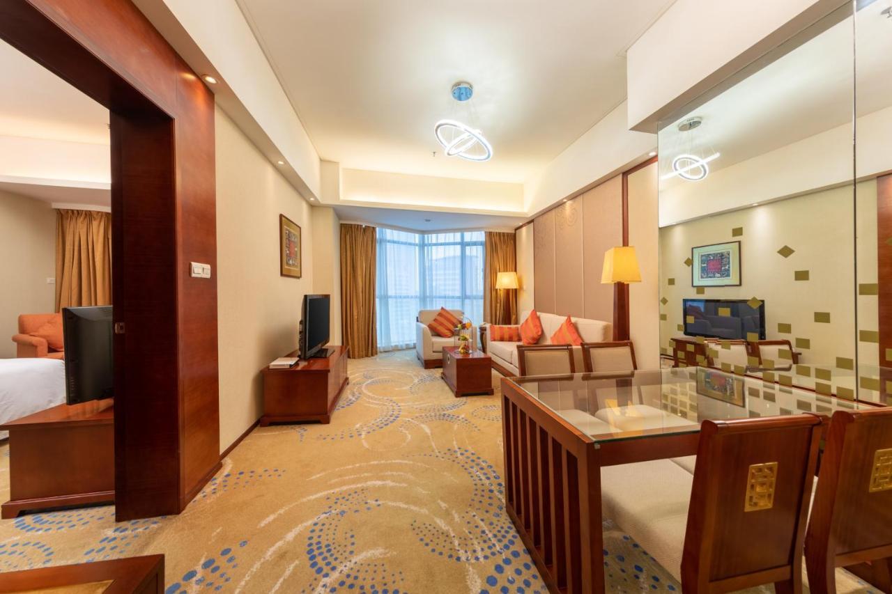Crowne Plaza Foshan By Ihg - Canton Fair Free Shuttle Bus Extérieur photo