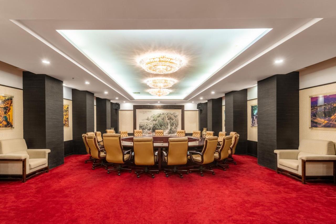 Crowne Plaza Foshan By Ihg - Canton Fair Free Shuttle Bus Extérieur photo