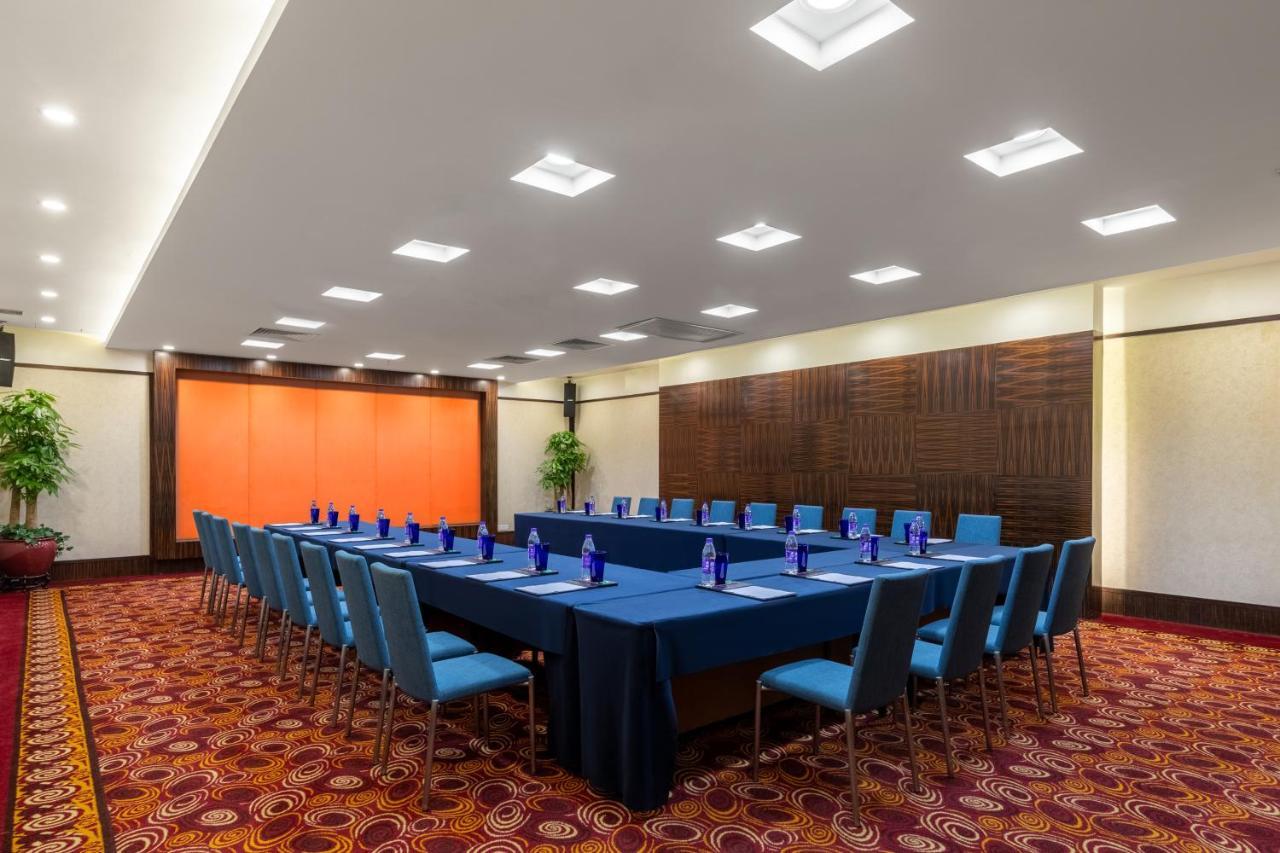 Crowne Plaza Foshan By Ihg - Canton Fair Free Shuttle Bus Extérieur photo